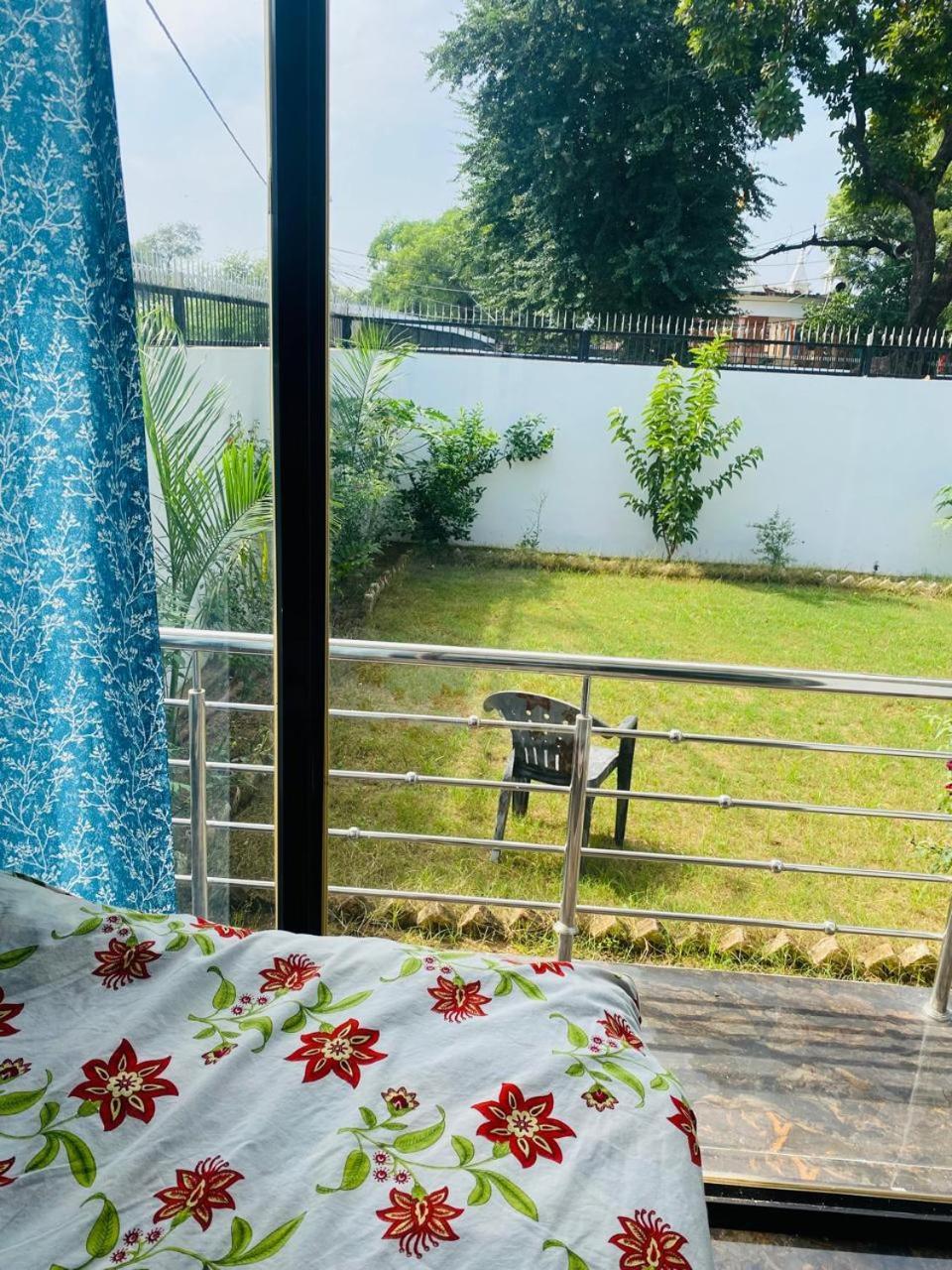 Prem Home Stay Кхаджурахо Экстерьер фото
