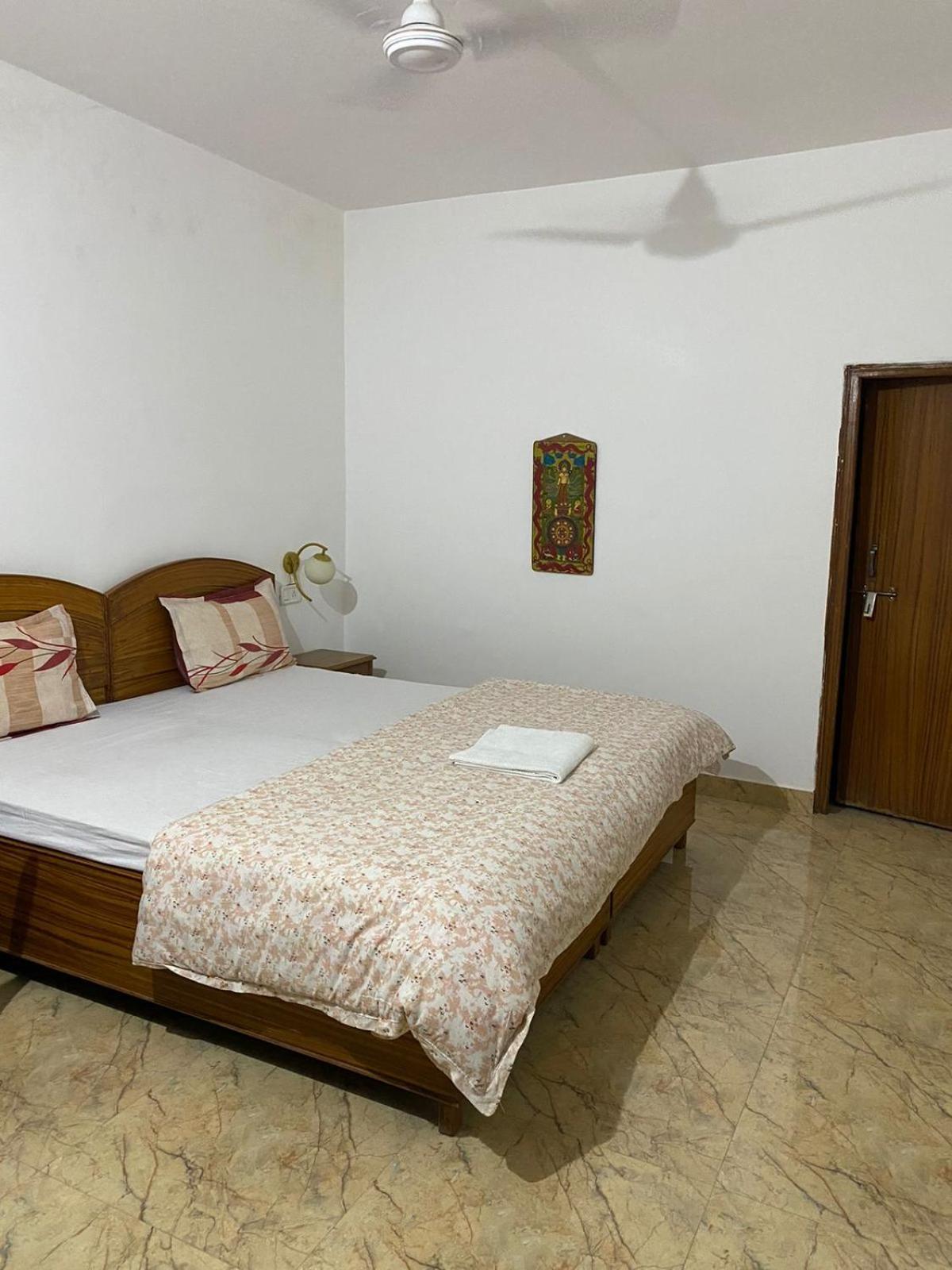 Prem Home Stay Кхаджурахо Экстерьер фото