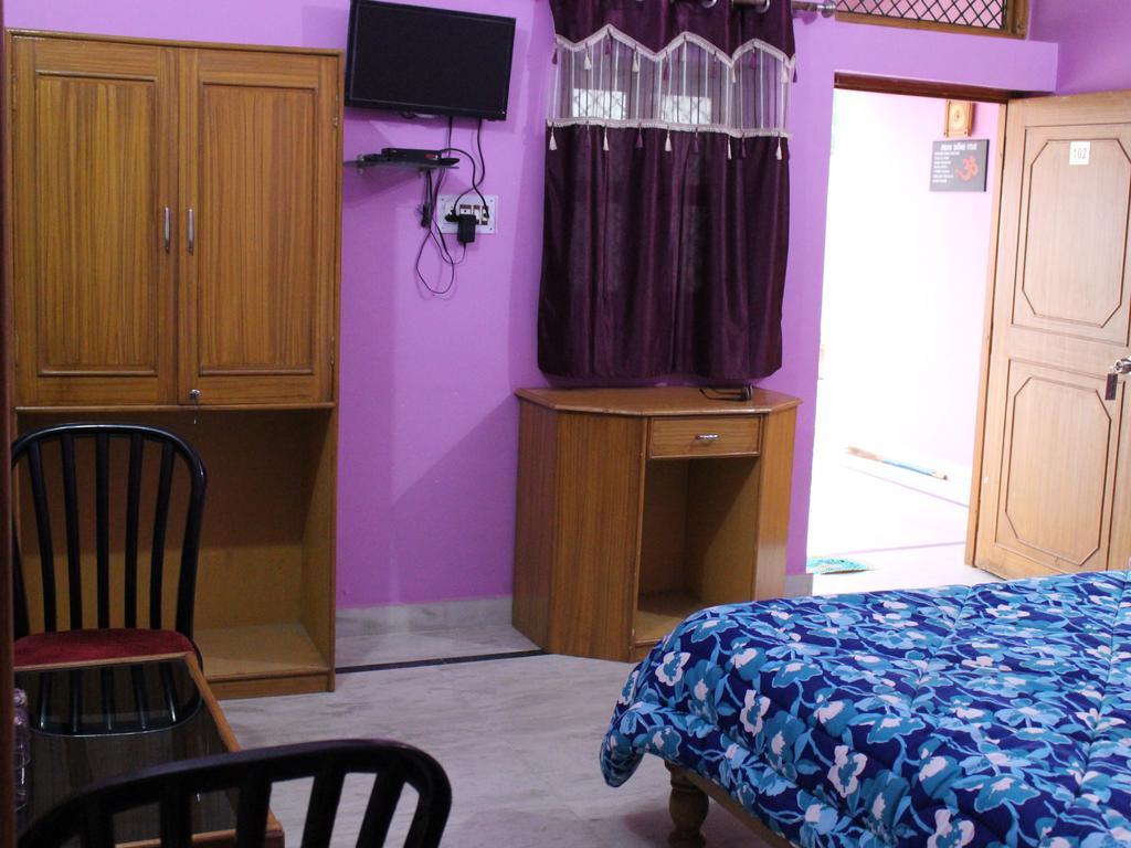 Prem Home Stay Кхаджурахо Экстерьер фото