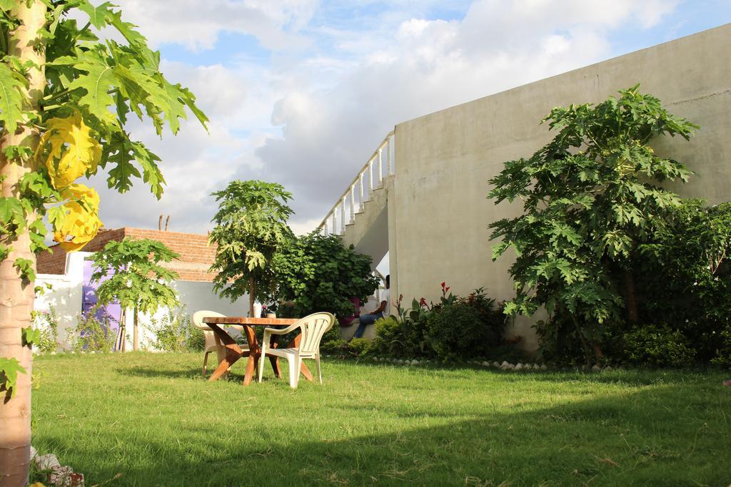 Prem Home Stay Кхаджурахо Экстерьер фото